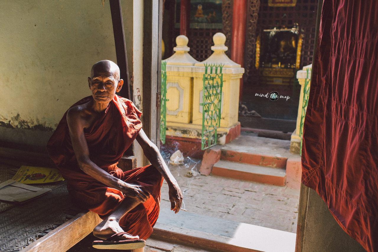 myanmar burma monk monastery