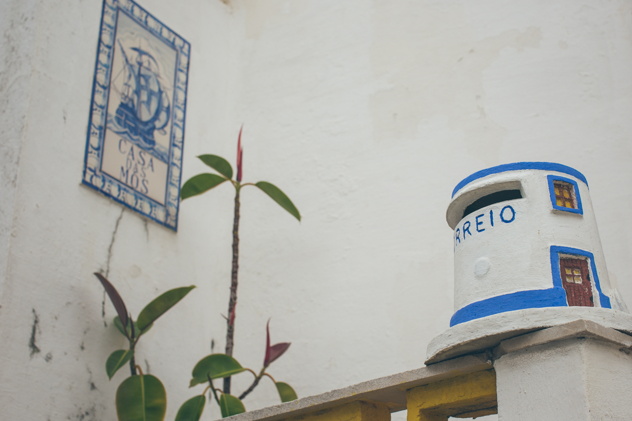 azenhas do mar portugal letter box