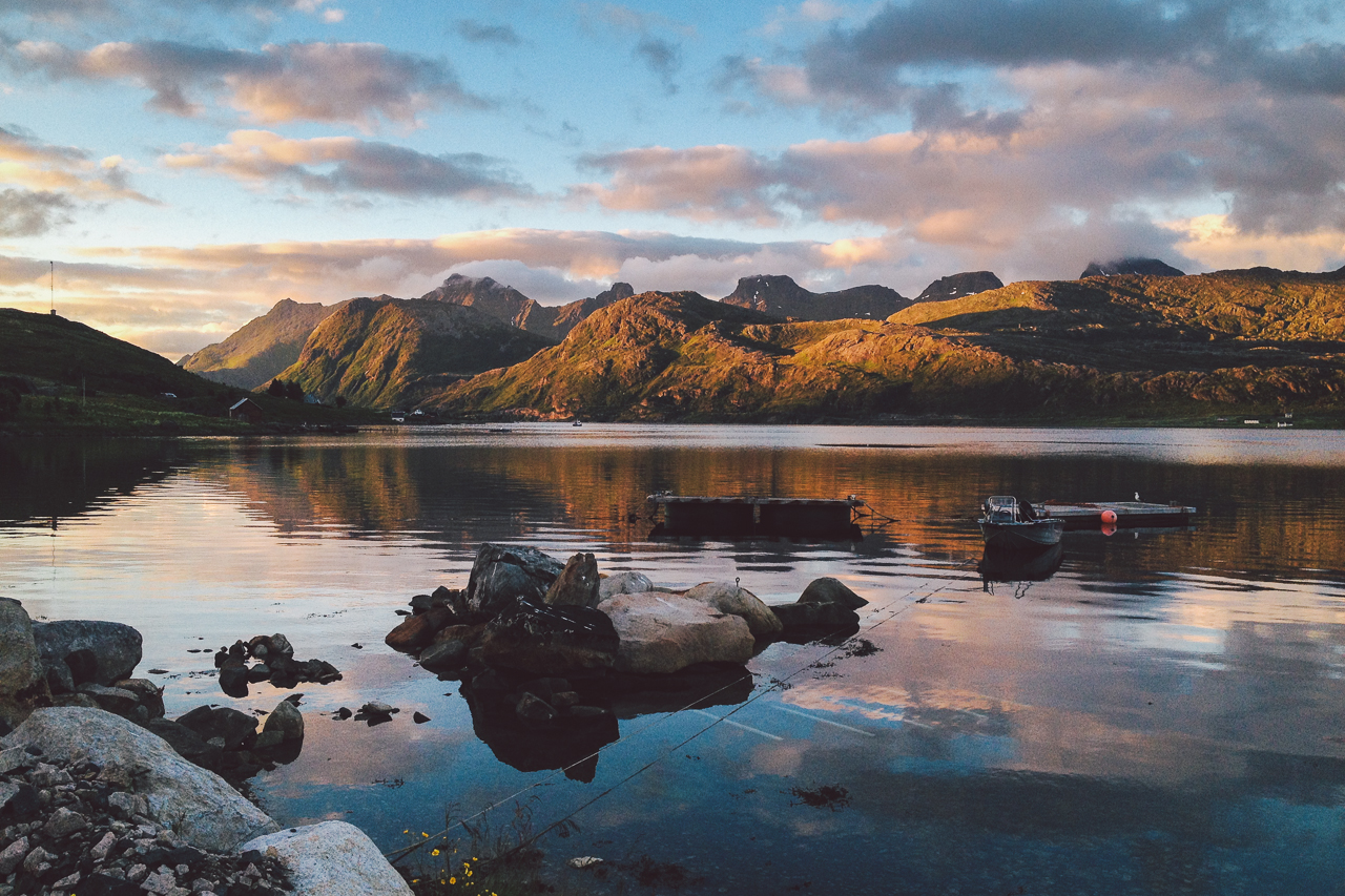 selfjord lofoten norway