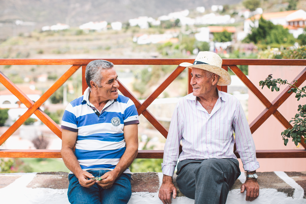 men chatting in Gran Canaria